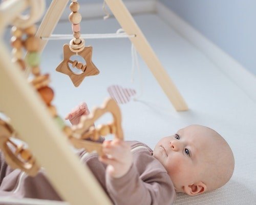 veilige kinderkamer inrichten